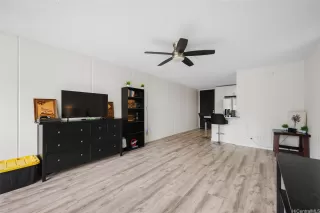 Photo #3: 202607884 Listing 