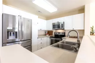 Photo #2: 202607899 Listing 