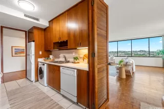 Photo #5: 202607906 Listing 