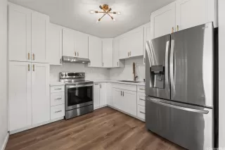 Photo #5: 202607911 Listing 