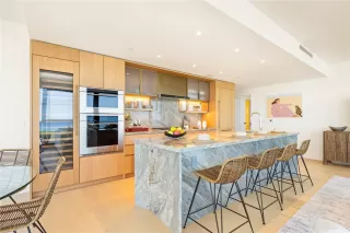 Photo #4: 202607941 Listing 