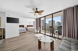 Photo #4: 202607974 Listing 