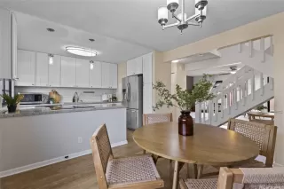 Photo #2: 202607976 Listing 