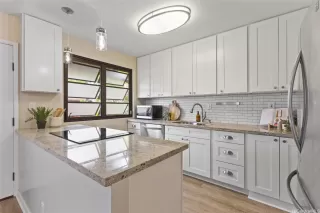 Photo #3: 202607976 Listing 