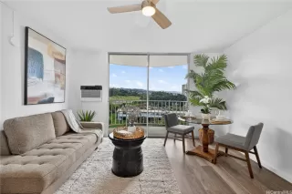 Photo #2: 202607983 Listing 