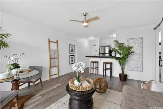 Photo #3: 202607983 Listing 