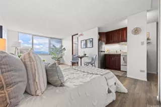 Photo #3: 202607995 Listing 