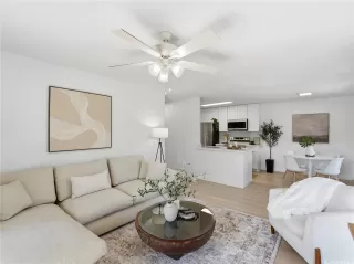 Photo #3: 202607996 Listing 