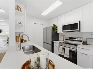 Photo #6: 202607996 Listing 