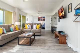 Photo #4: 202608004 Listing 