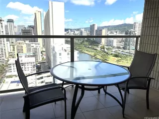 Photo #3: 202608068 Listing 