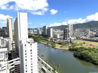 Photo #6: 202608068 Listing 