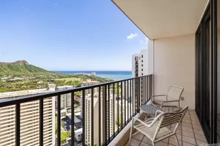 Photo #4: 202608069 Listing 