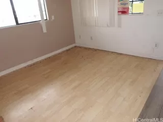 Photo #3: 202608085 Listing 