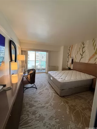 Photo #4: 202608086 Listing 