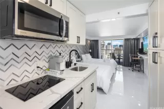 Photo #3: 202608087 Listing 