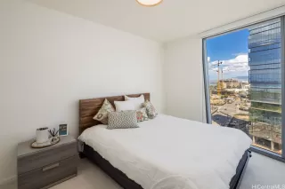 Photo #5: 202608099 Listing 