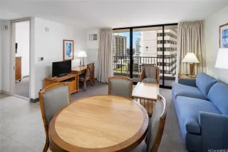 Photo #6: 202608114 Listing 