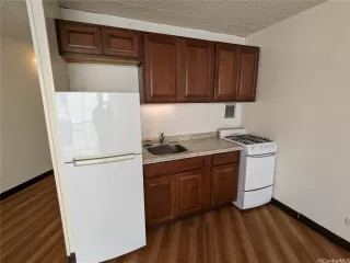 Photo #6: 202608132 Listing 