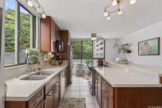 Photo #4: 202608146 Listing 