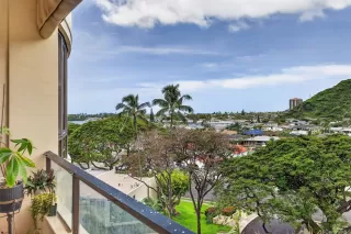 Photo #5: 202608146 Listing 