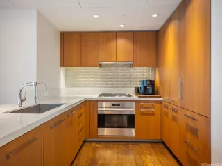 Photo #2: 202608157 Listing 