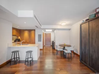 Photo #3: 202608157 Listing 