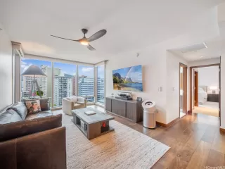 Photo #5: 202608157 Listing 