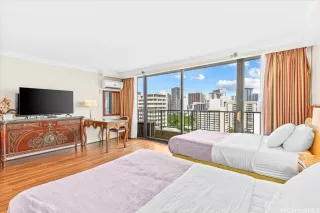 Photo #5: 202608158 Listing 