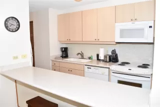 Photo #5: 202608177 Listing 