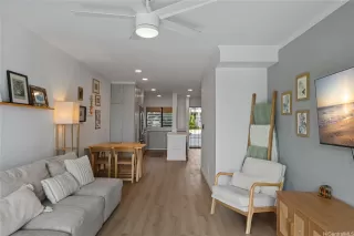 Photo #4: 202608178 Listing 