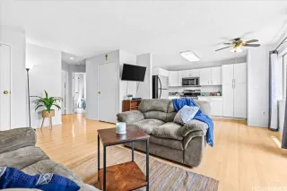 Photo #3: 202608182 Listing 