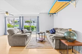 Photo #6: 202608182 Listing 