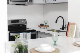 Photo #3: 202608199 Listing 