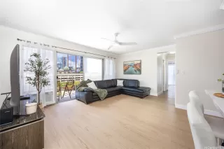 Photo #4: 202608199 Listing 