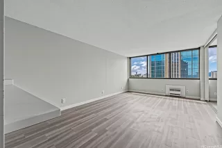 Photo #5: 202608207 Listing 