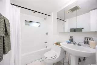 Photo #5: 202608227 Listing 