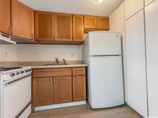 Photo #4: 202608231 Listing 