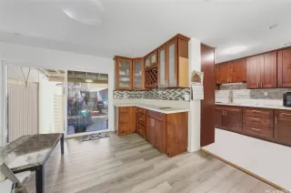 Photo #3: 202608233 Listing 