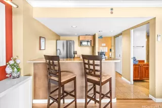 Photo #4: 202608246 Listing 