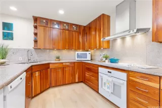 Photo #6: 202608250 Listing 
