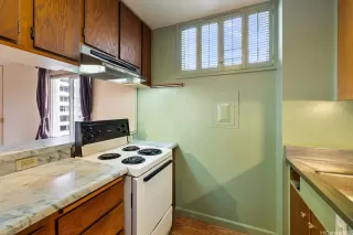 Photo #2: 202608259 Listing 