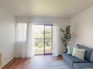 Photo #2: 202608283 Listing 