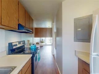 Photo #5: 202608283 Listing 