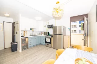 Photo #2: 202608285 Listing 