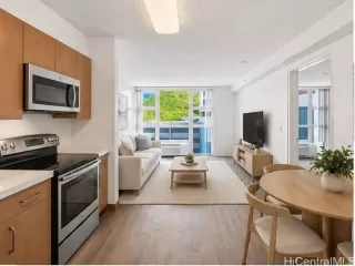 Photo #3: 202608287 Listing 