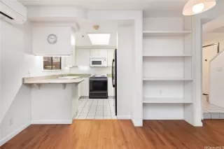 Photo #2: 202608288 Listing 