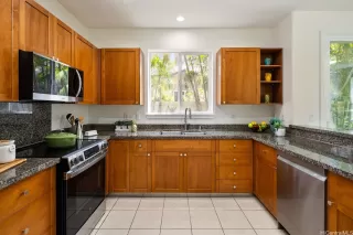 Photo #6: 202608291 Listing 