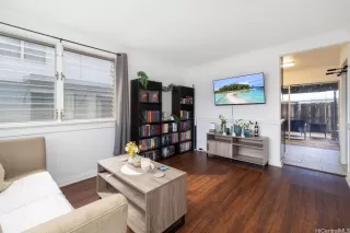 Photo #5: 202608293 Listing 