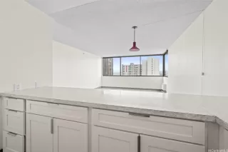 Photo #6: 202608298 Listing 